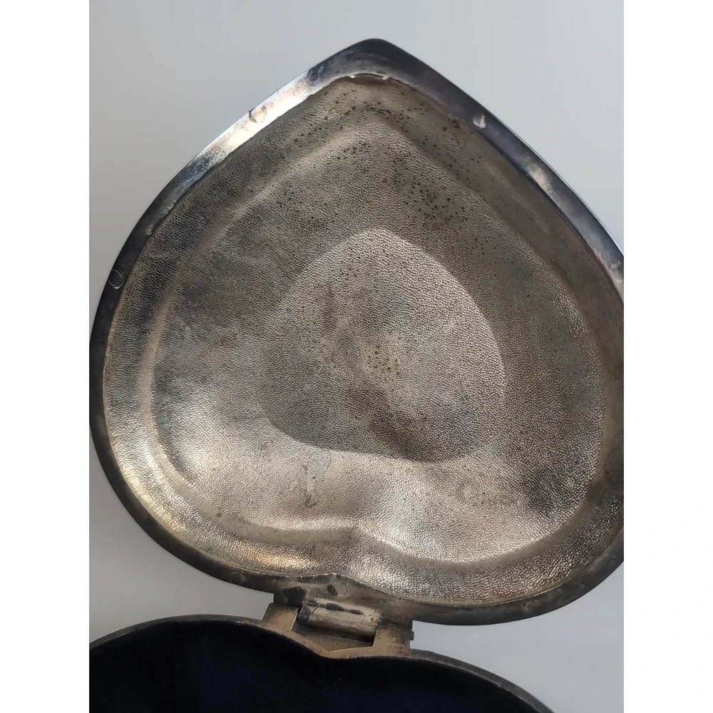 Silver Tone Heart Shaped Metal Beaded Trinket Box Blue Velvet Lined Embossed
